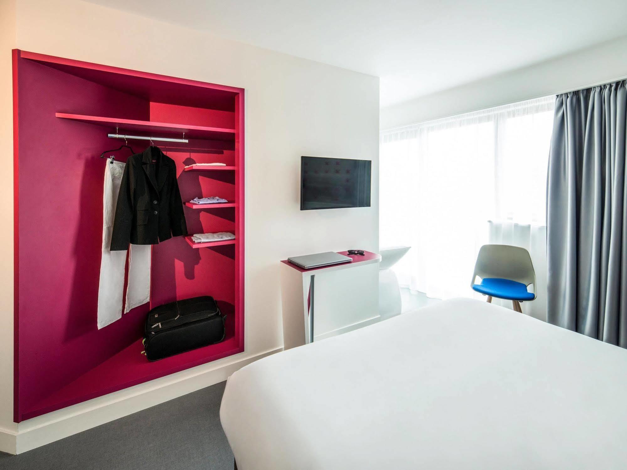 Ibis Styles Collioure Port Vendres Hotel Екстериор снимка